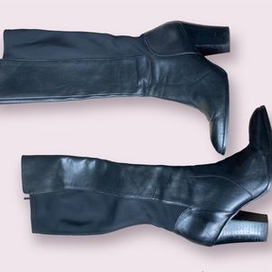 Black Sienna 3” boots size 8